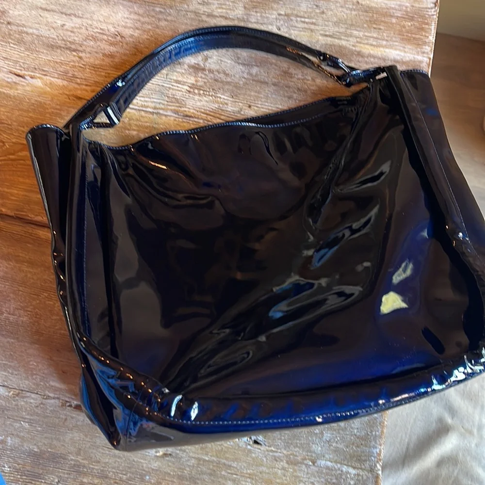 COPY - Merci Marie Italian patent leather hobo purse never used beautiful - Picture 3 of 12